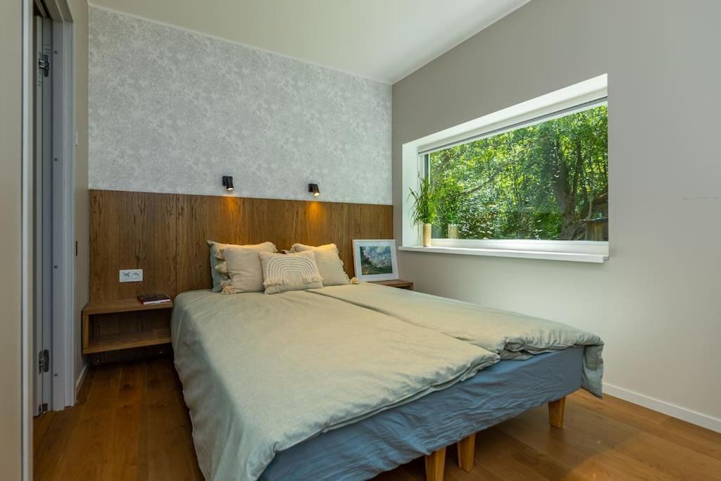 Modern Villa With Sauna & Hot Tub Hiiumaa エクステリア 写真